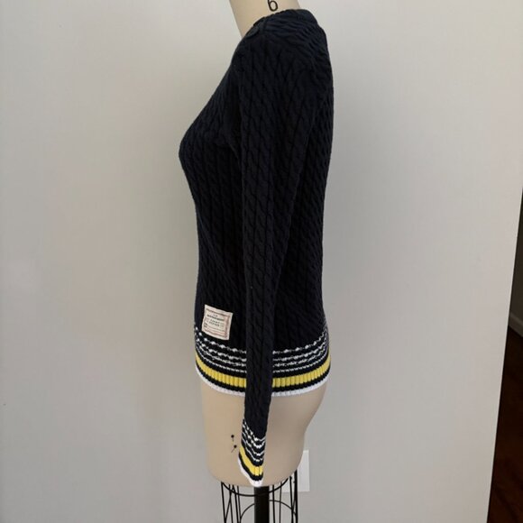 Tommy Hilfiger Button Shoulder Cable Knit Crewneck Navy Sweater Size Medium - Picture 2 of 8